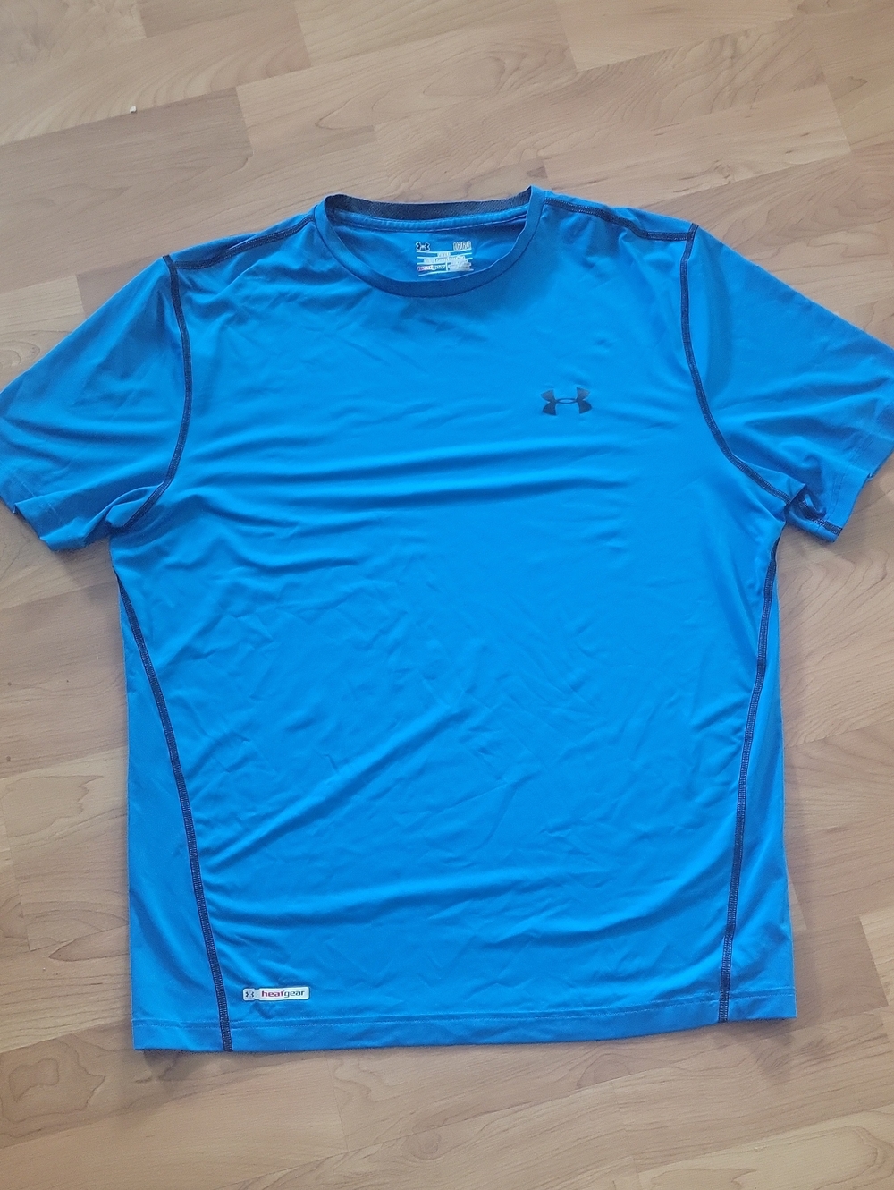 Under Armour Fitted Heatgear Sz L